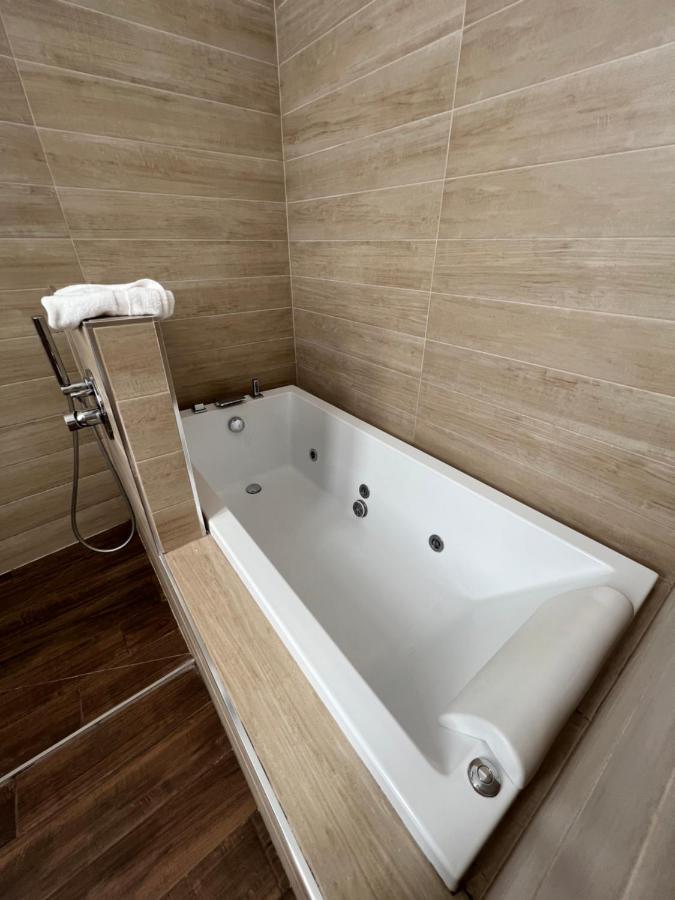 Arena Luxury Rooms Verona Exterior foto