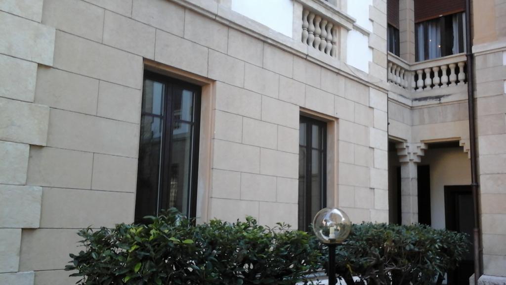 Arena Luxury Rooms Verona Exterior foto